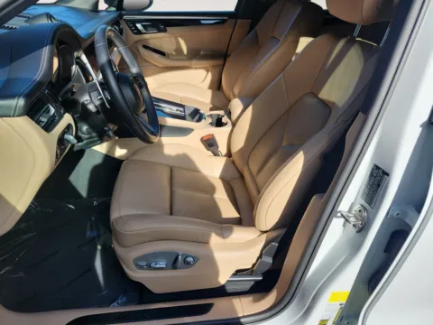 Photos of 2024 Porsche Macan for sale in Columbus, OH at Auto Boutique Ohio