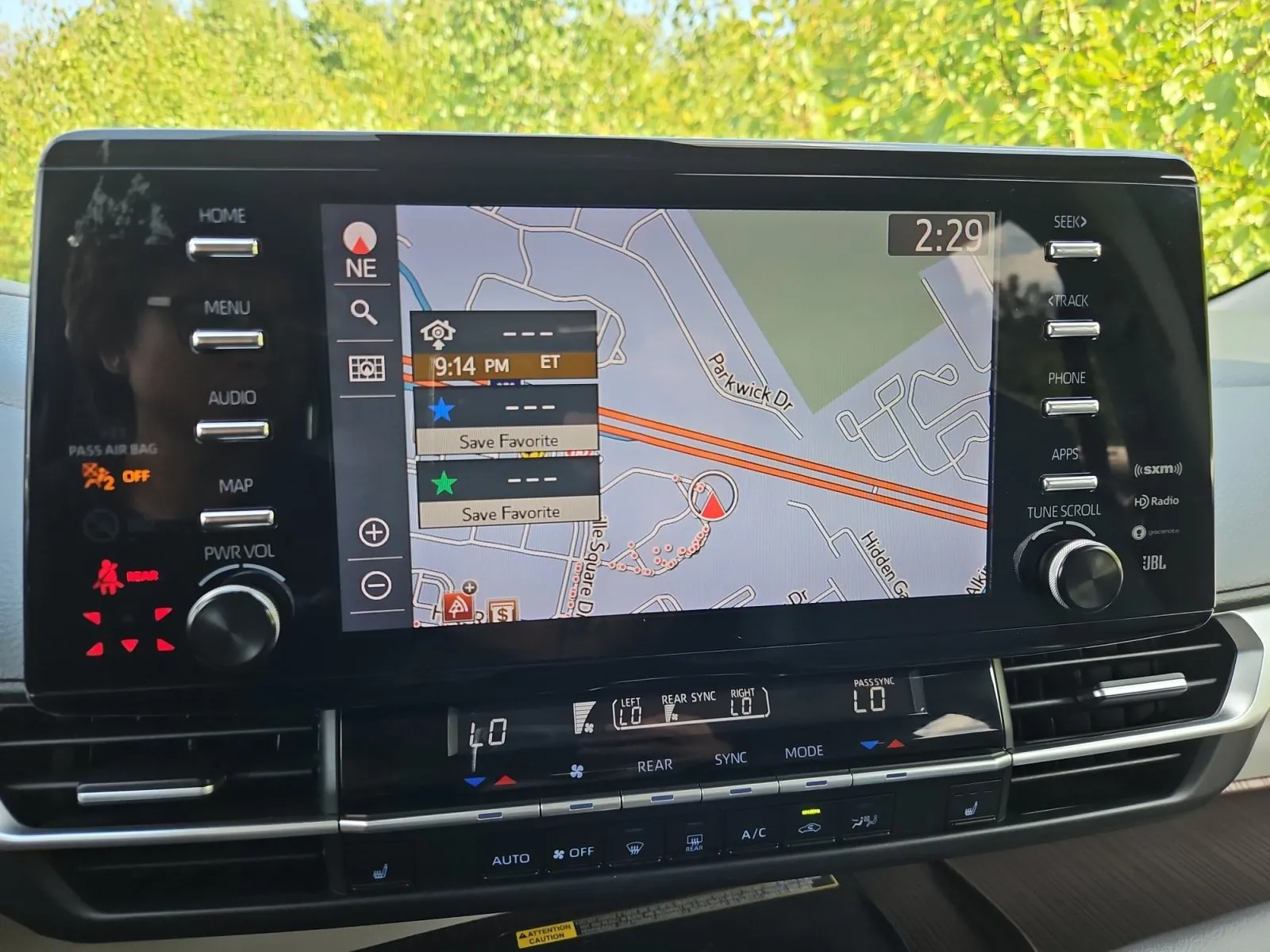 Toyota Sienna photo 18