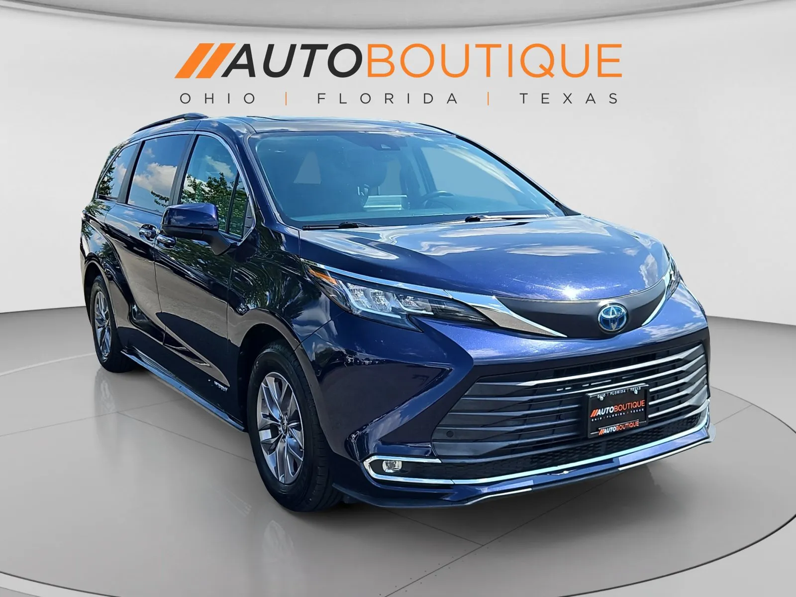 Toyota Sienna photo 7