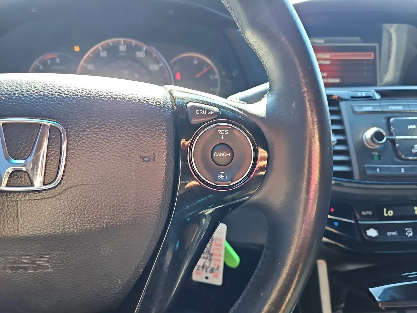 Honda Accord photo 21