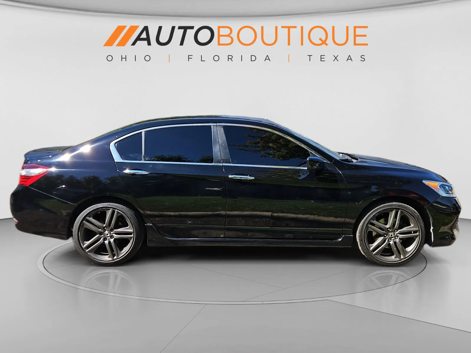 Honda Accord photo 6