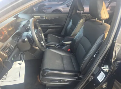 More photos of 2017 Honda Accord Sedan Sport at Auto Boutique Ohio, OH