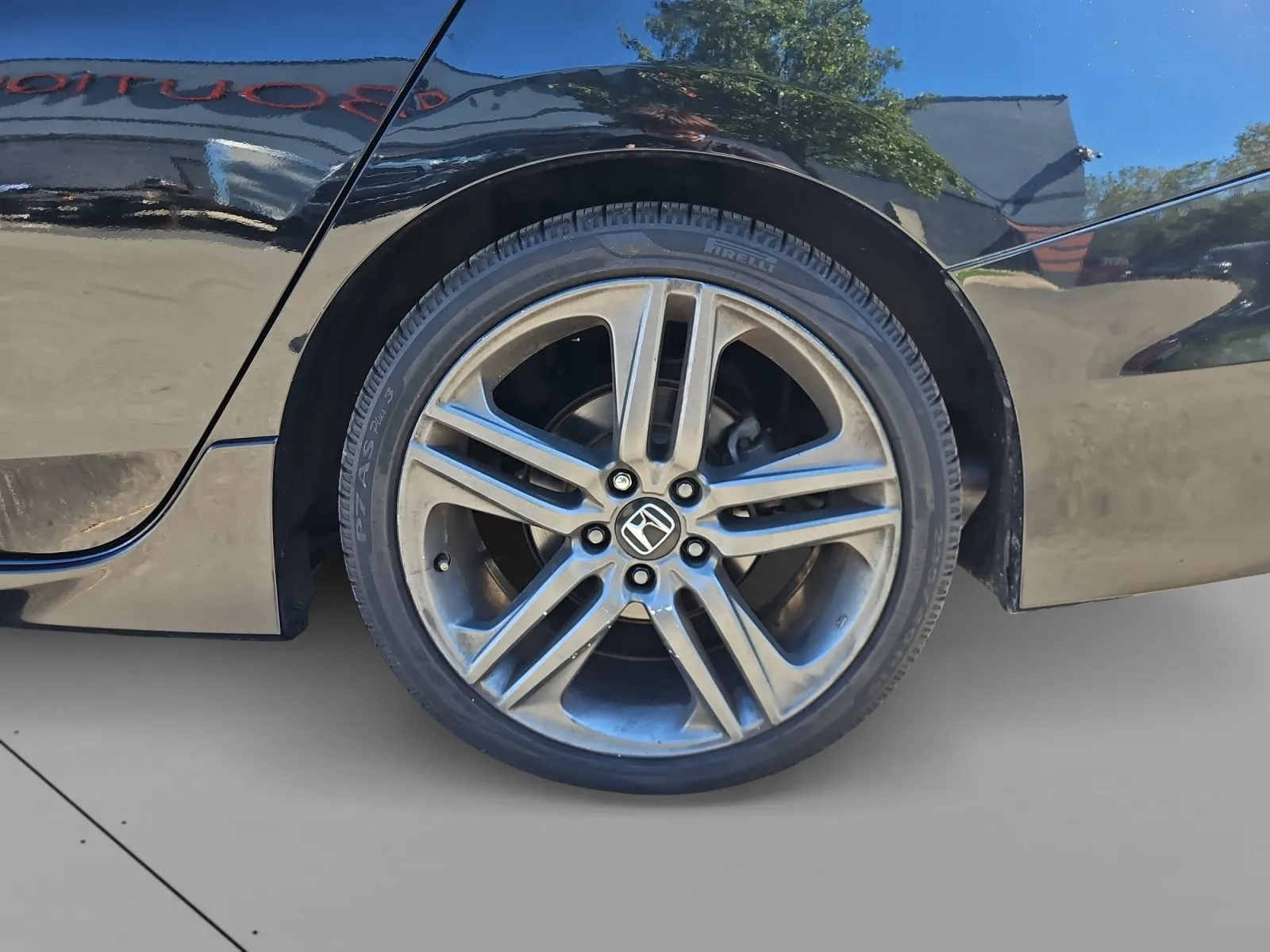 Honda Accord photo 14