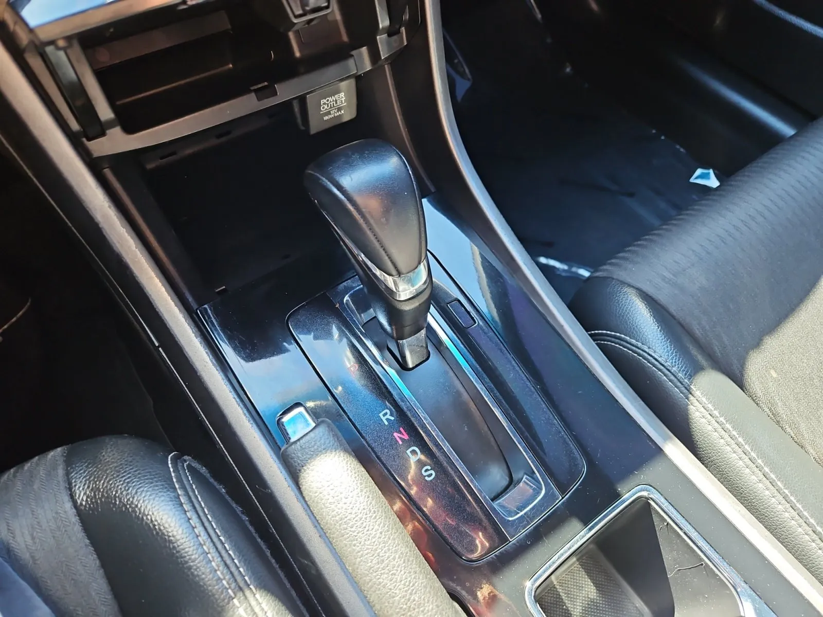 Honda Accord photo 19