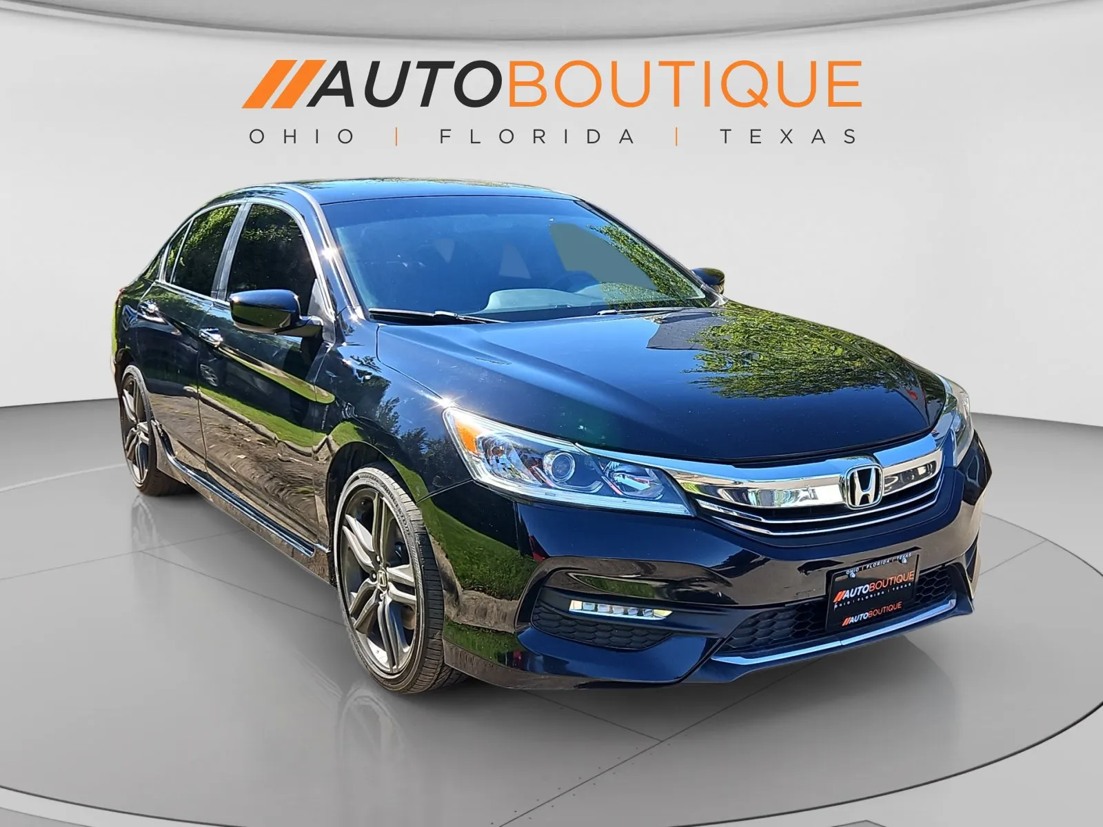 Honda Accord photo 7