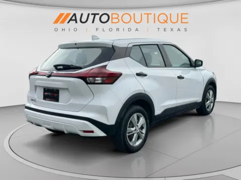 More photos of 2023 Nissan Kicks S at Auto Boutique Ohio, OH