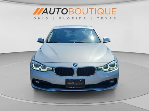 More photos of 2018 BMW 3 Series 320i xDrive at Auto Boutique Ohio, OH