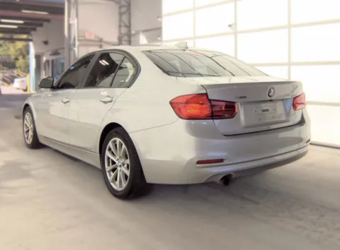 More photos of 2018 BMW 3 Series 320i xDrive at Auto Boutique Ohio, OH