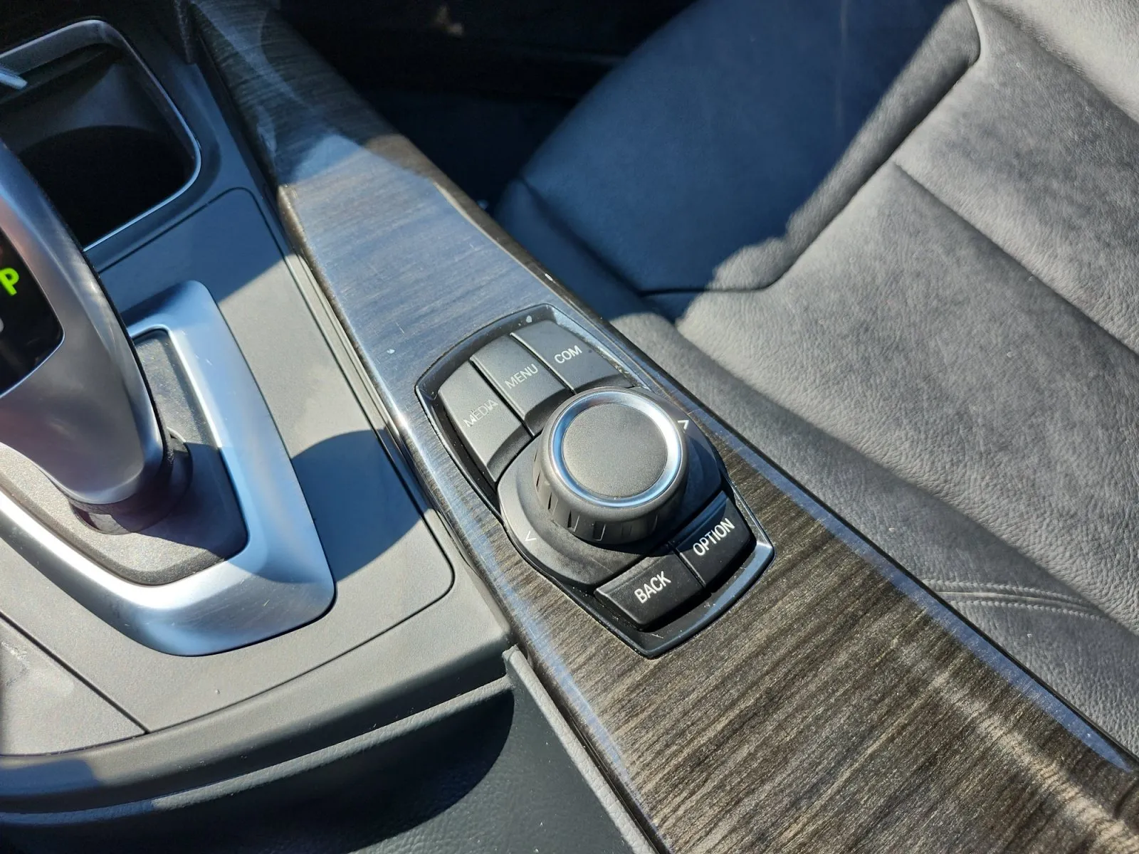 BMW 3 Series photo 22
