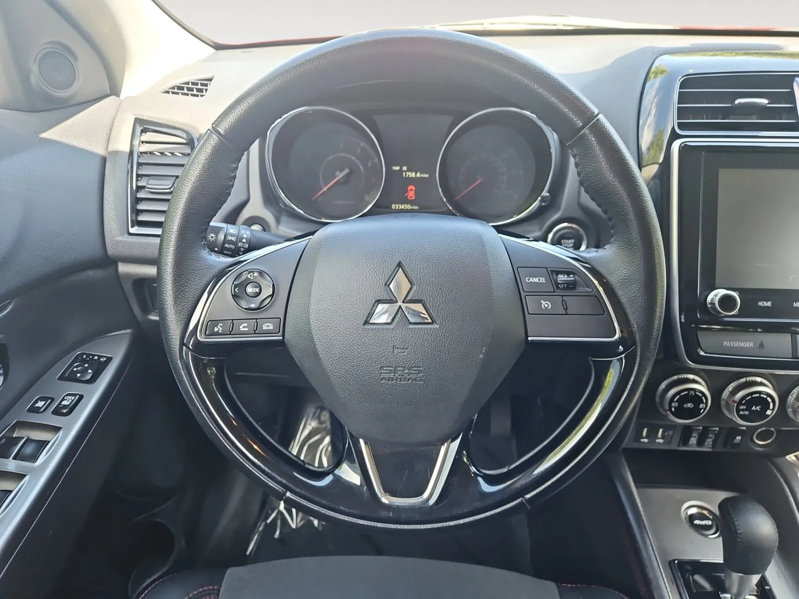 Mitsubishi Outlander Sport photo 12