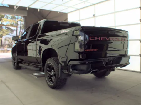 More photos of 2020 Chevrolet Silverado 1500 LT Trail Boss at Auto Boutique Ohio, OH