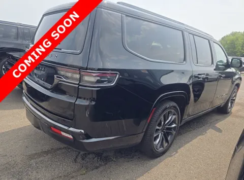 More photos of 2025 Jeep Grand Wagoneer L Series II Obsidian at Auto Boutique Ohio, OH