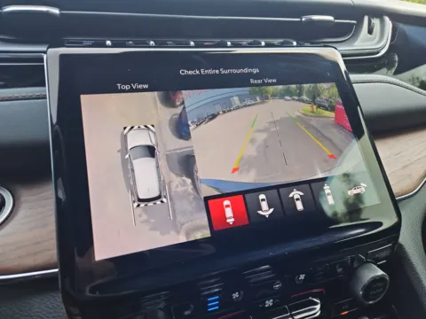 More photos of 2023 Jeep Grand Cherokee 4xe Summit at Auto Boutique Ohio, OH