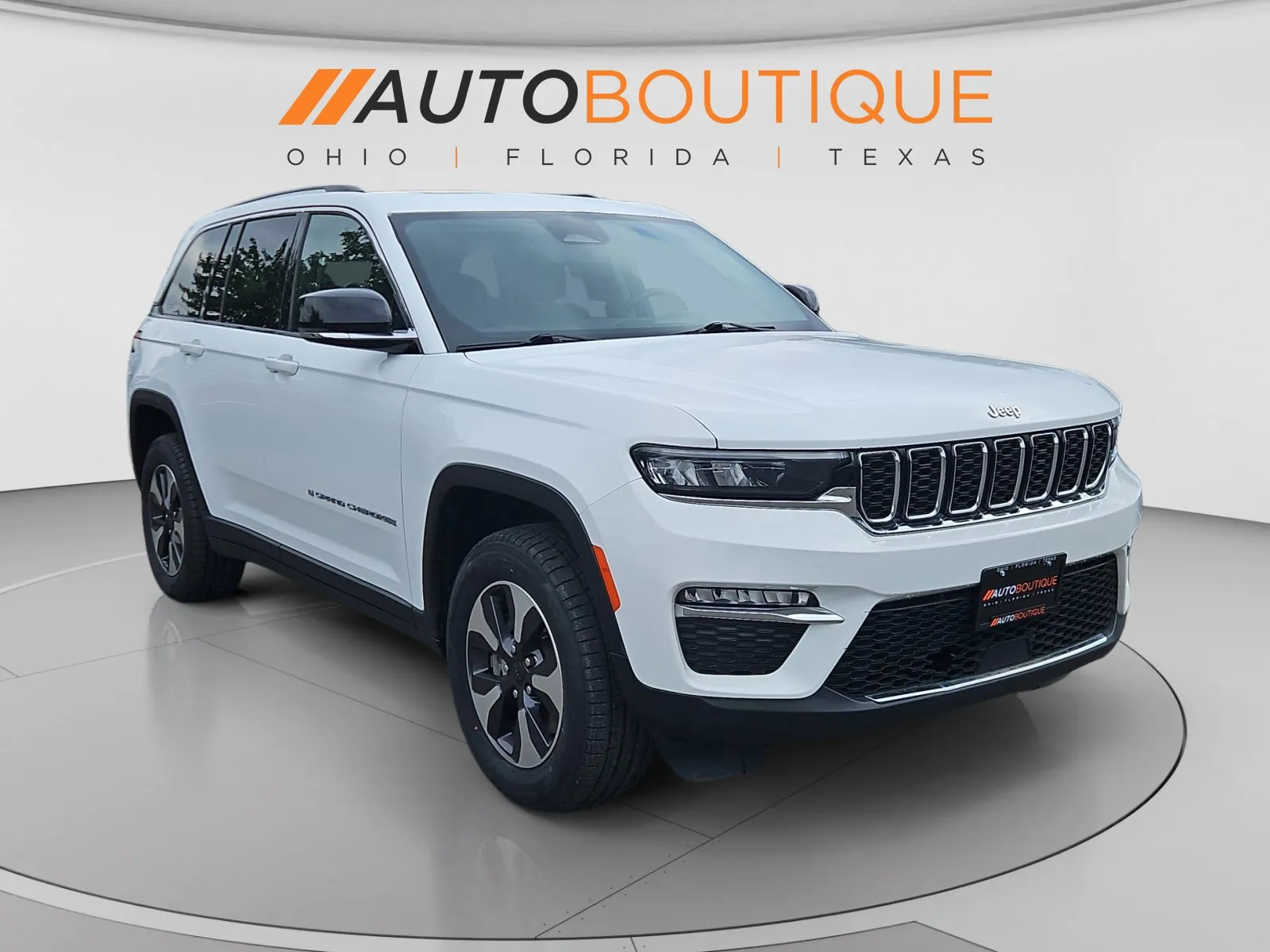 Jeep Grand Cherokee photo 7