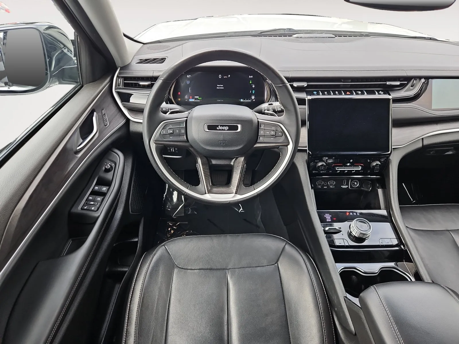 Jeep Grand Cherokee photo 10