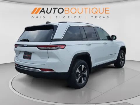More photos of 2023 Jeep Grand Cherokee 4xe at Auto Boutique Ohio, OH