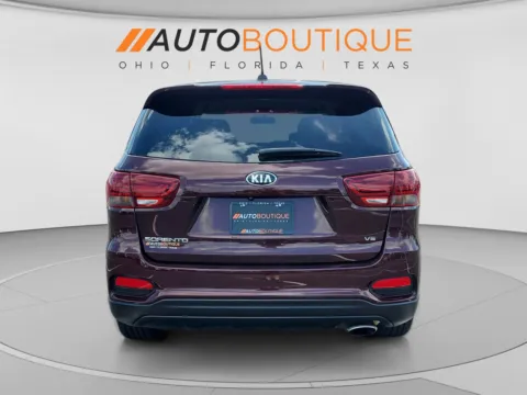 More photos of 2019 Kia Sorento LX V6 at Auto Boutique Ohio, OH