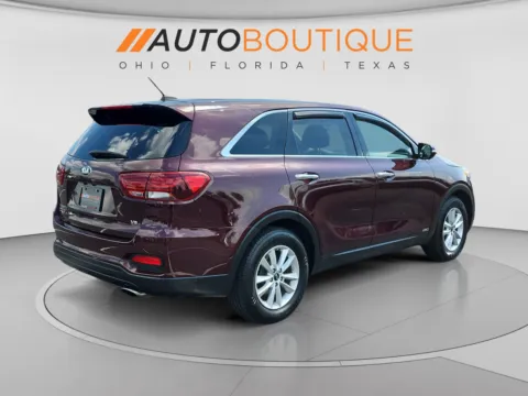 More photos of 2019 Kia Sorento LX V6 at Auto Boutique Ohio, OH