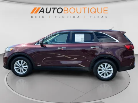 Photos of 2019 Kia Sorento LX V6 for sale in Columbus, OH at Auto Boutique Ohio