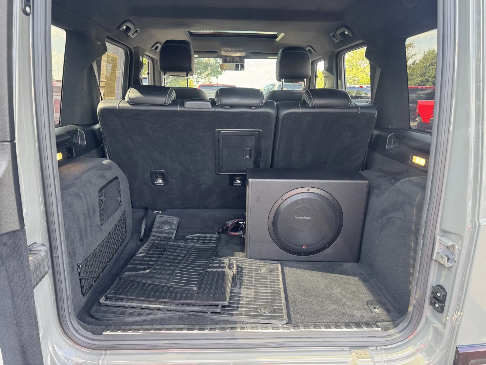 Mercedes-Benz G-Class photo 17