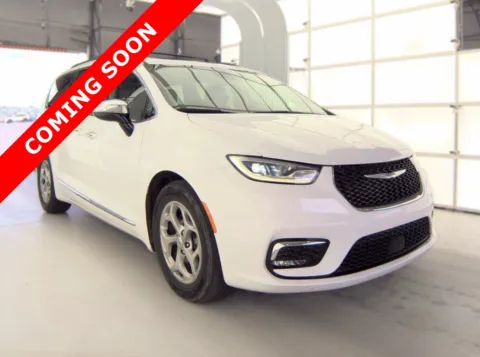 Another view of 2023 Chrysler Pacifica Limited for sale in Columbus, OH at Auto Boutique Ohio