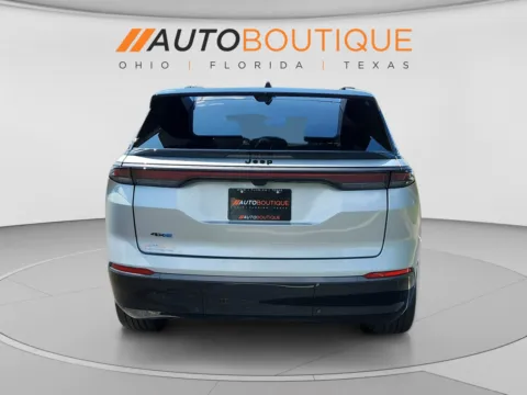 More photos of 2024 Jeep Wagoneer S Launch Edition at Auto Boutique Ohio, OH