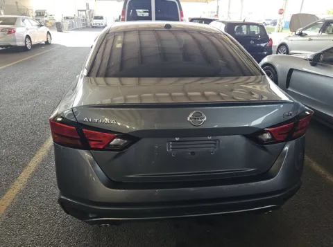 More photos of 2020 Nissan Altima 2.5 SR at Auto Boutique Ohio, OH