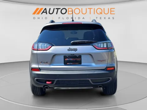 More photos of 2019 Jeep Cherokee Trailhawk at Auto Boutique Ohio, OH