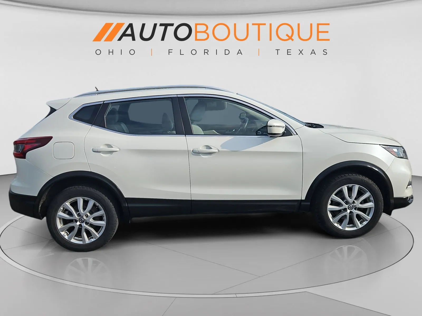 Nissan Rogue Sport photo 6