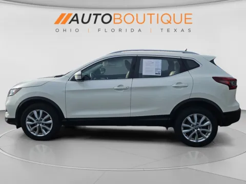 Photos of 2020 Nissan Rogue Sport SV for sale in Columbus, OH at Auto Boutique Ohio