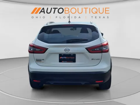 More photos of 2020 Nissan Rogue Sport SV at Auto Boutique Ohio, OH