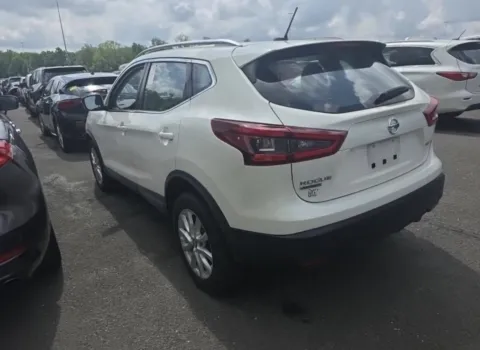 More photos of 2020 Nissan Rogue Sport SV at Auto Boutique Ohio, OH
