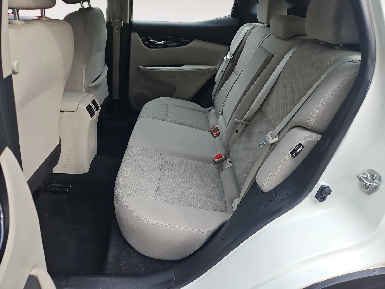 Nissan Rogue Sport photo 13