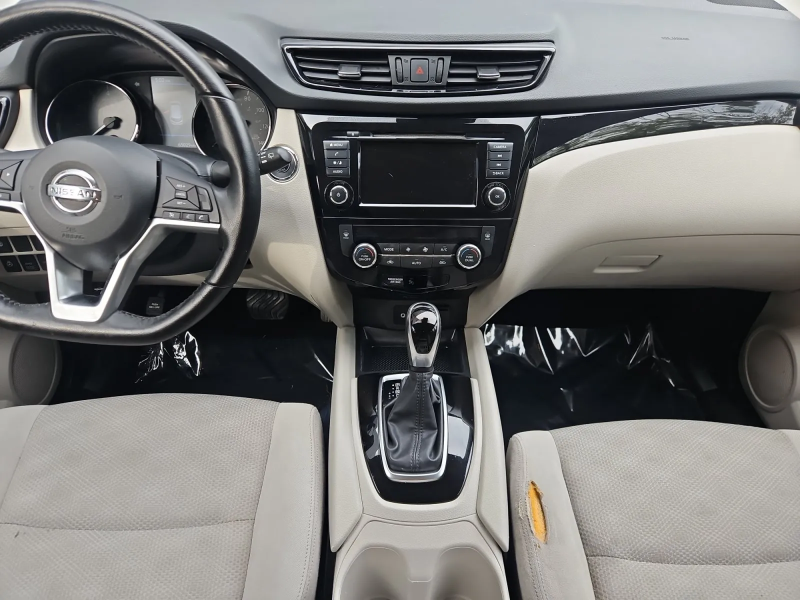 Nissan Rogue Sport photo 11