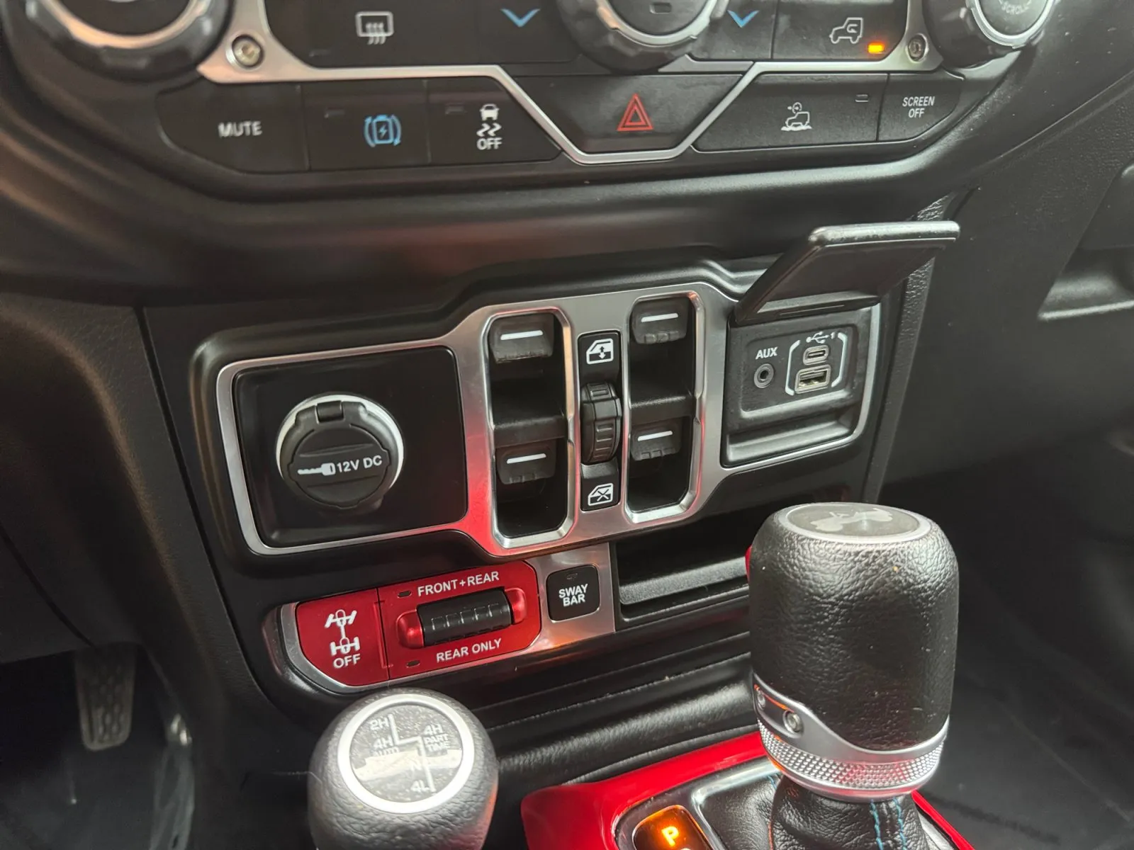 Jeep Wrangler photo 20
