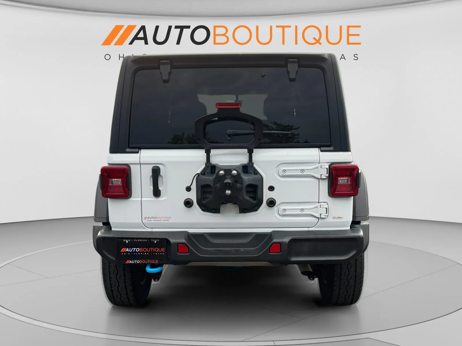 Jeep Wrangler photo 4