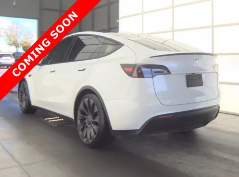 More photos of 2022 Tesla Model Y Performance at Auto Boutique Ohio, OH