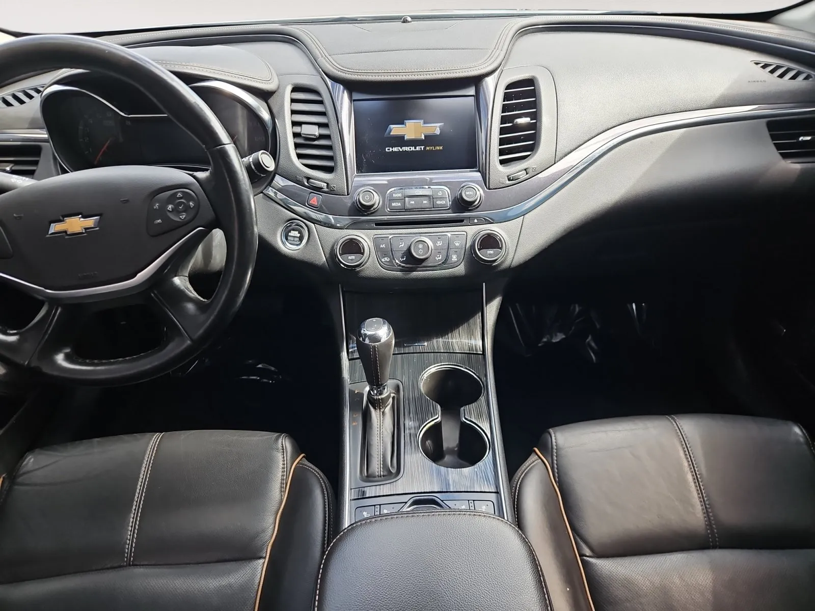 Chevrolet Impala photo 11