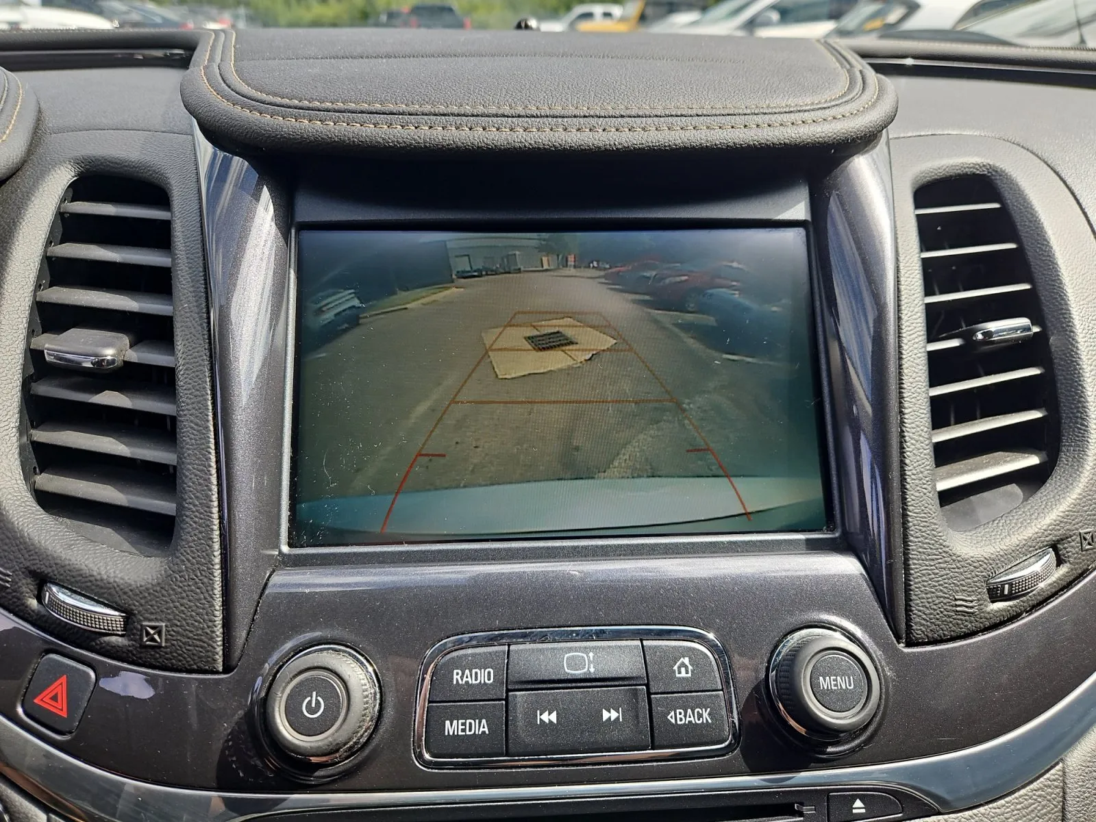 Chevrolet Impala photo 18