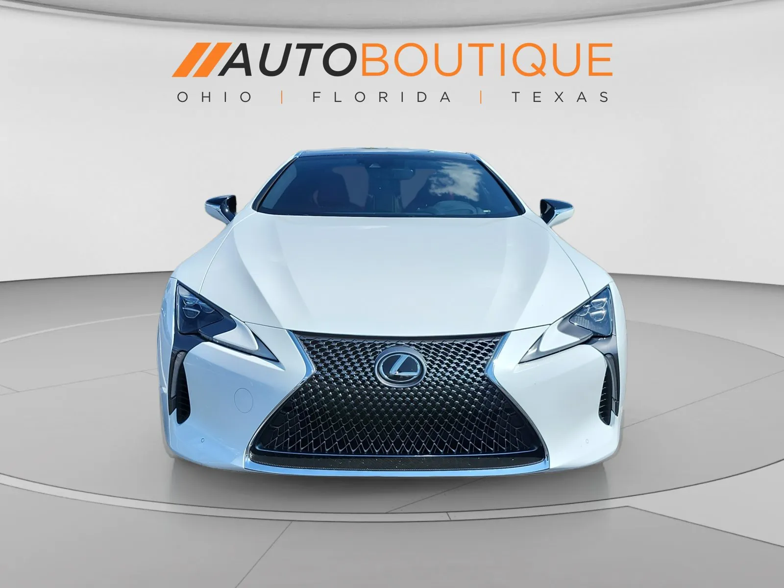 Lexus LC photo 8