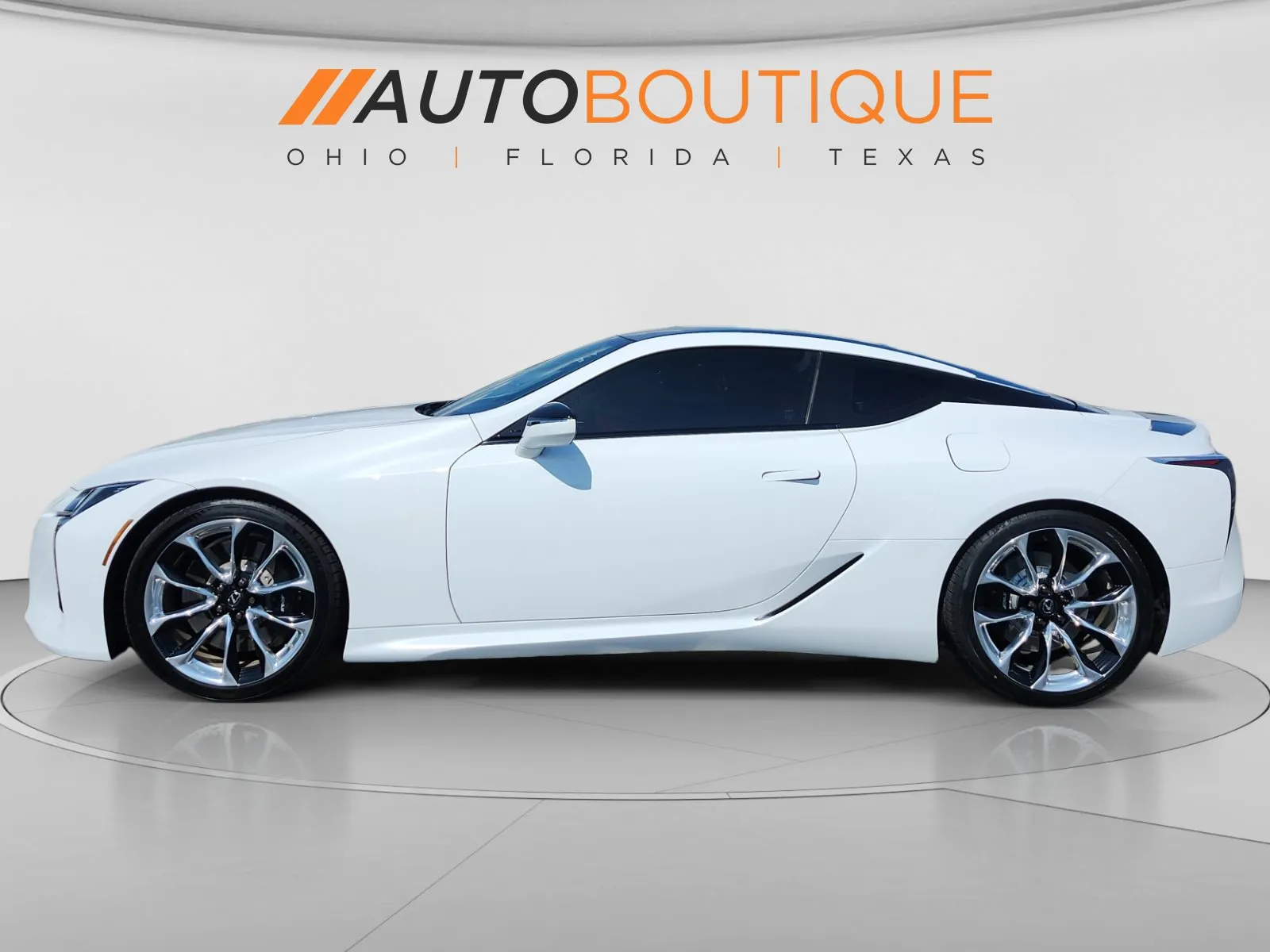 Lexus LC photo 2