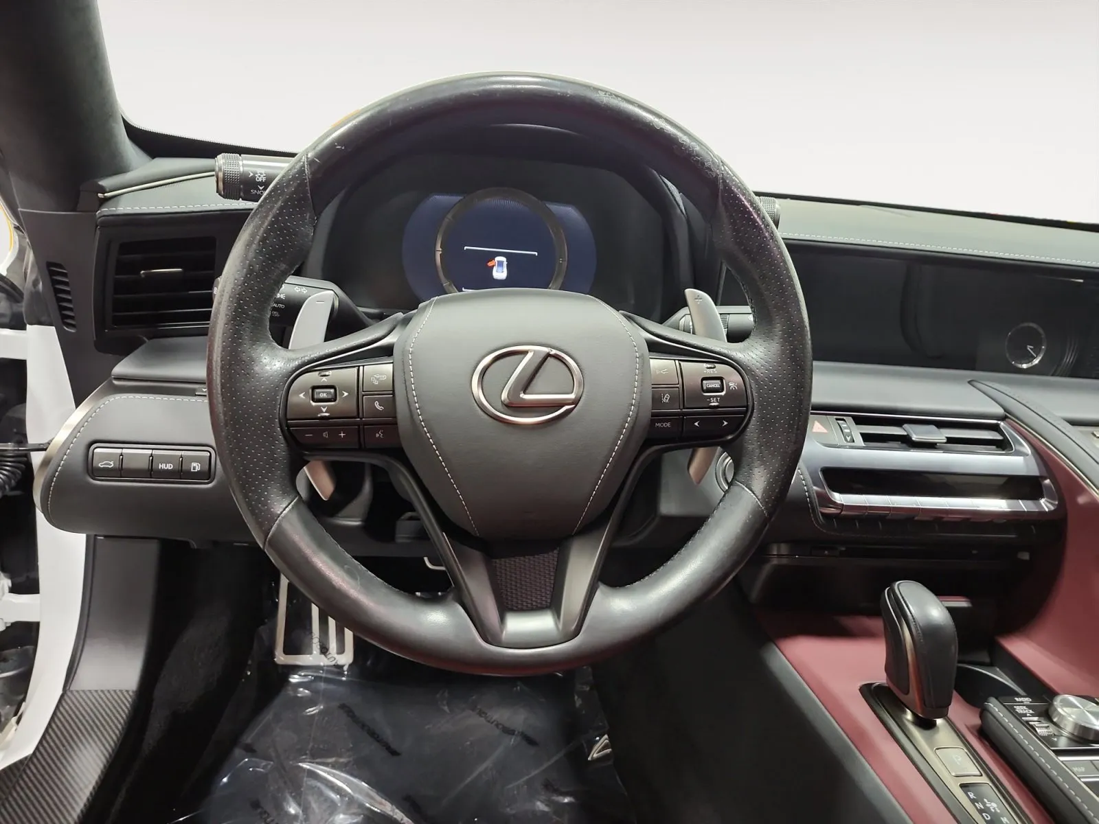Lexus LC photo 12