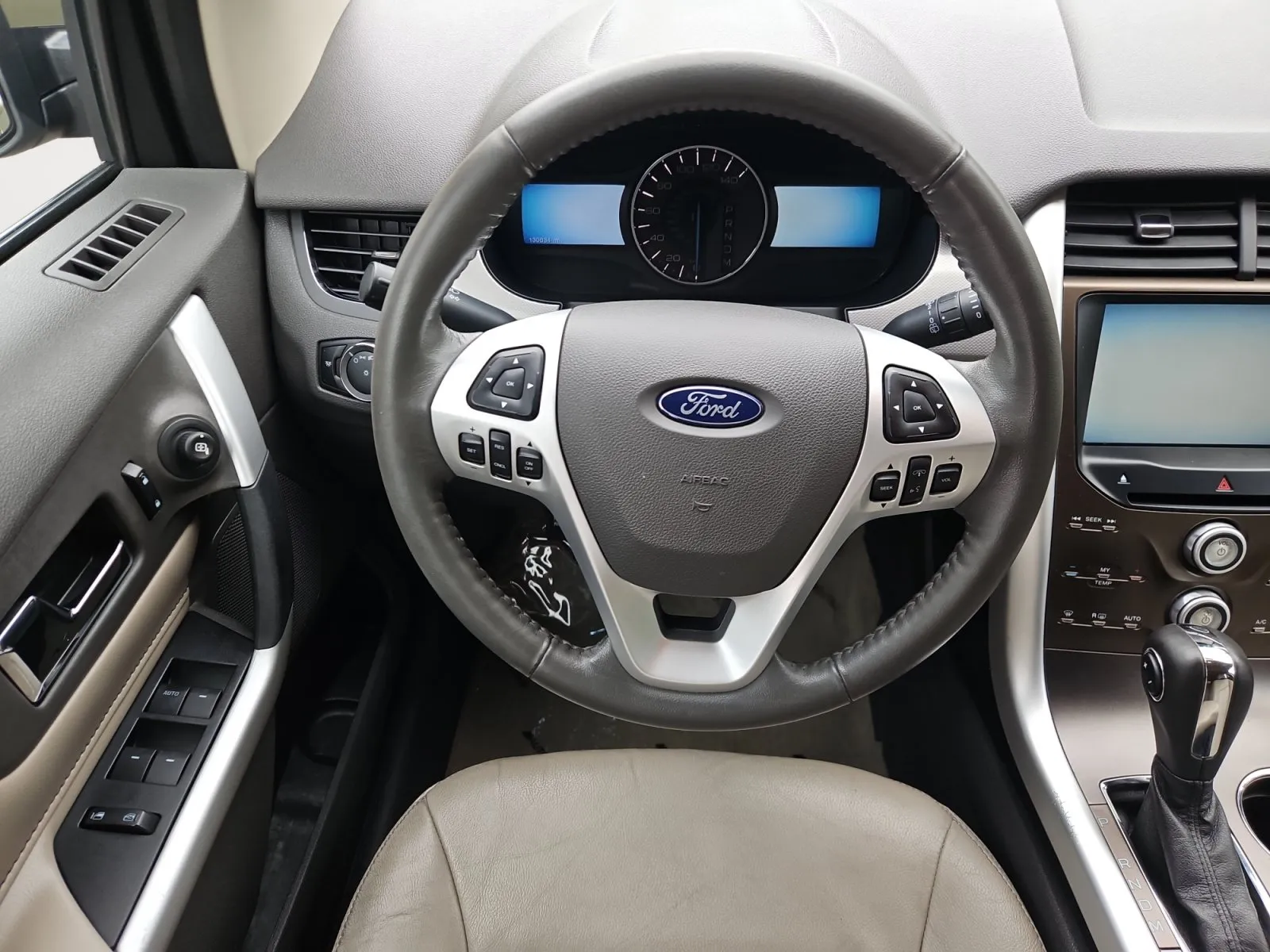 Ford Edge photo 12