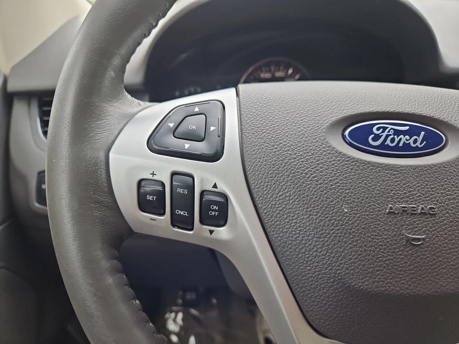 Ford Edge photo 23