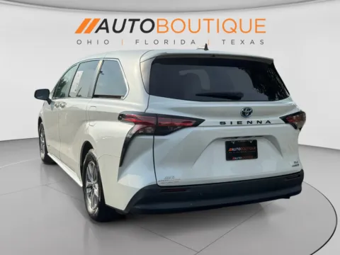Another view of 2021 Toyota Sienna XLE for sale in Columbus, OH at Auto Boutique Ohio