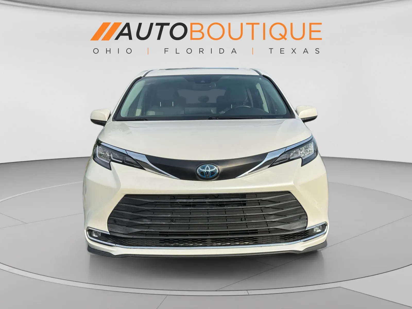 Toyota Sienna photo 8