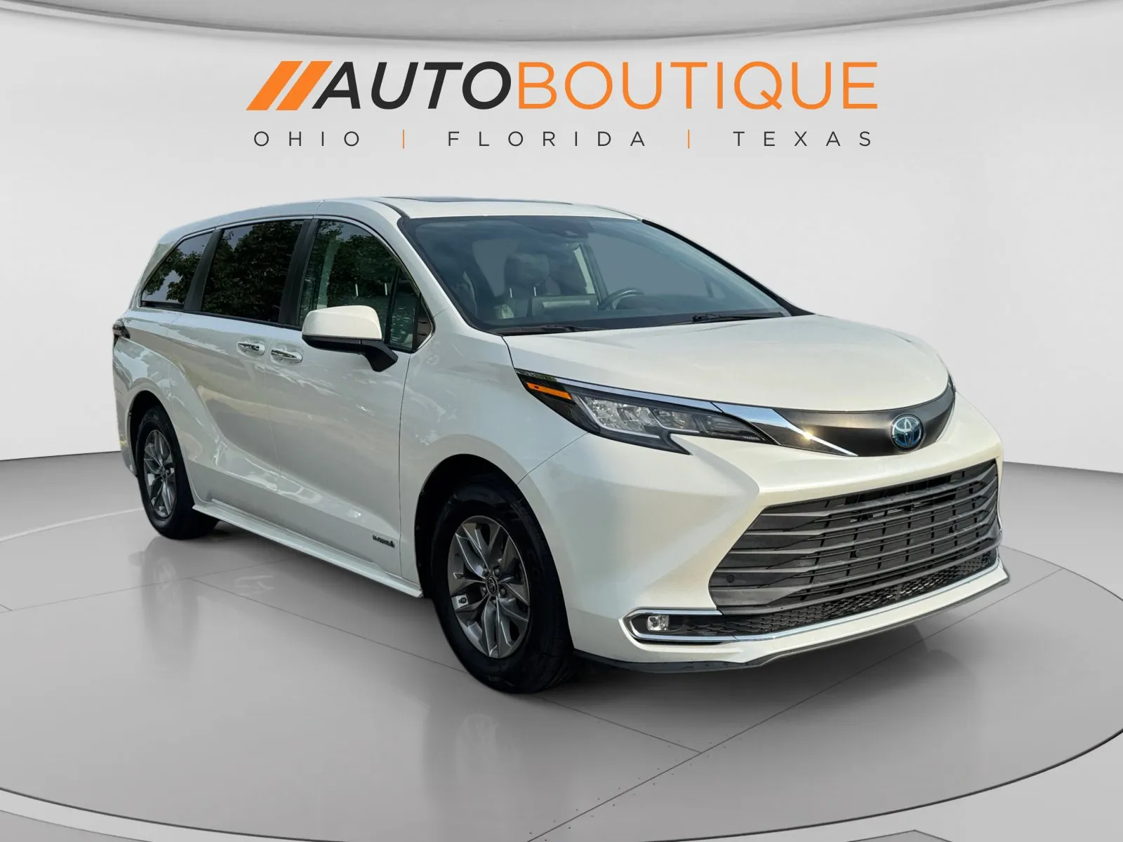Toyota Sienna photo 7