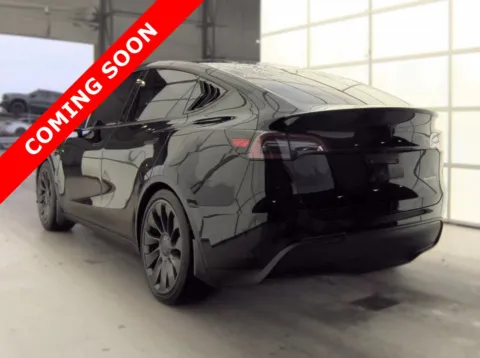 More photos of 2023 Tesla Model Y Performance at Auto Boutique Ohio, OH