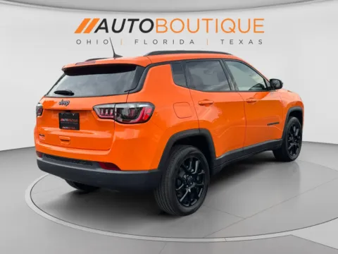 More photos of 2026 Jeep Compass Latitude Altitude at Auto Boutique Ohio, OH