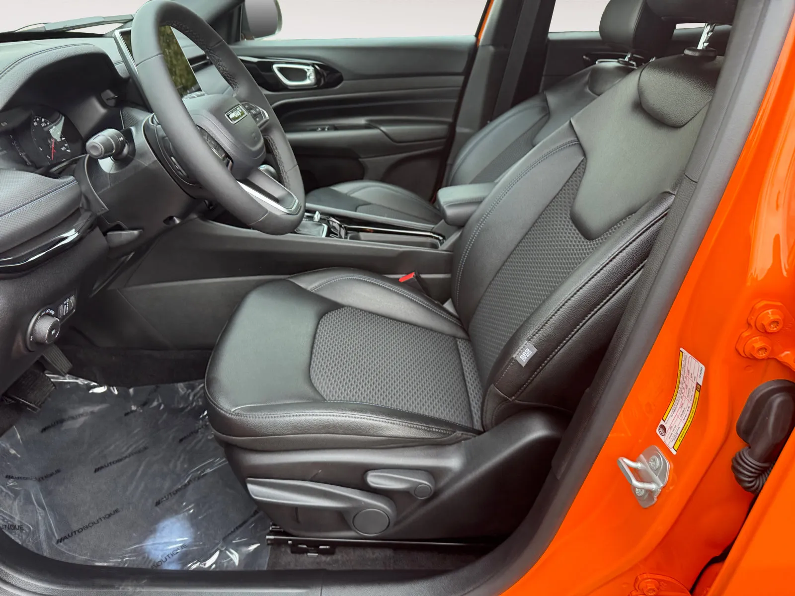 Jeep Compass photo 9